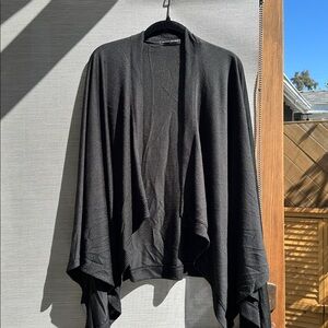 Banana Republic Black Knit wrap - one size
